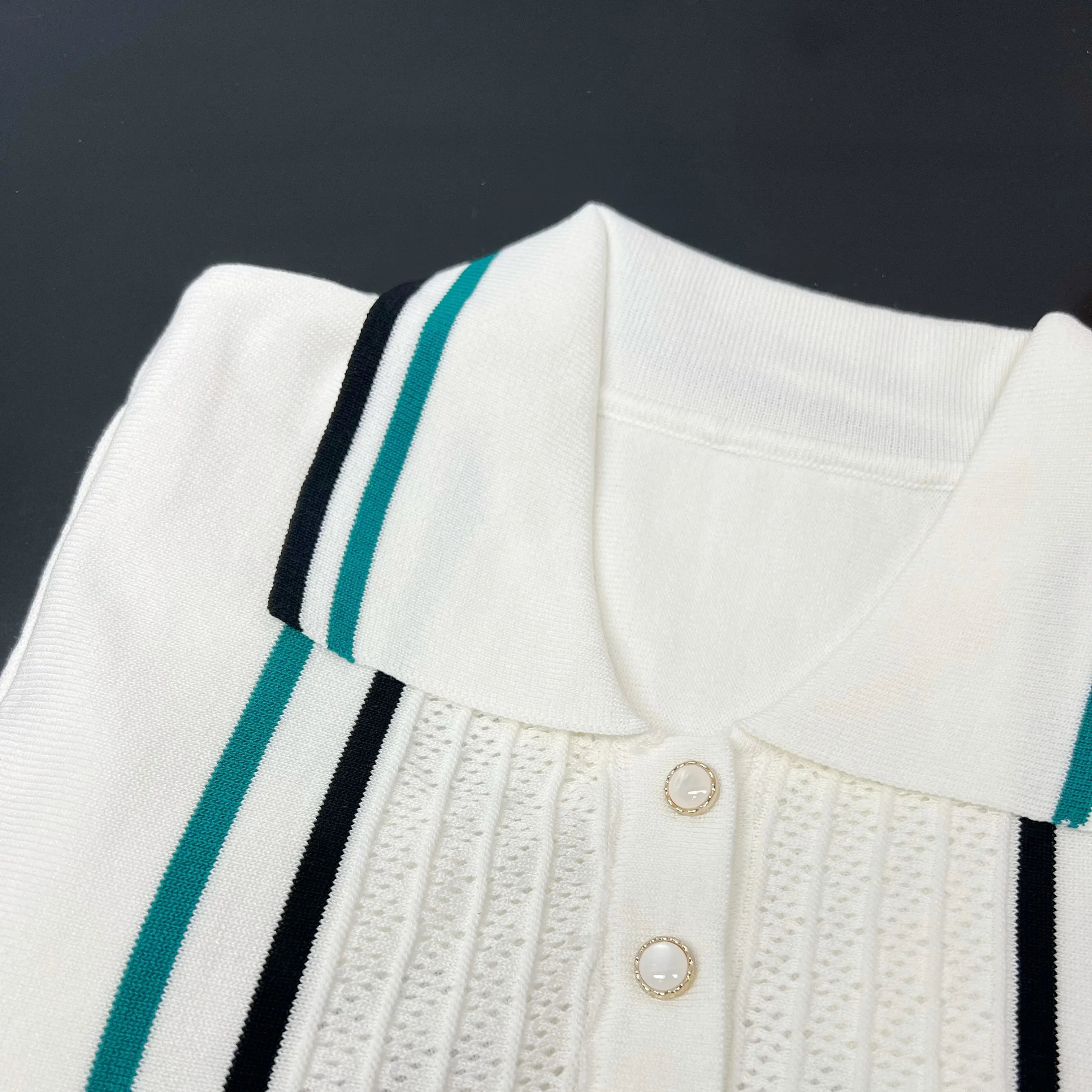 Vintage Ruffled Knitted Mini Dress – Sexy & Chic